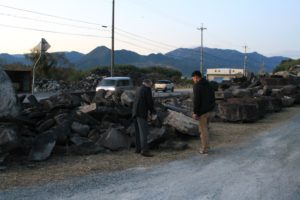 素材からイメージを膨らませる